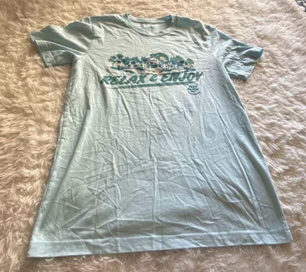 Disney‎ Vero Beach Resort Relax & Enjoy Light Blue Graphic T-Shirt
